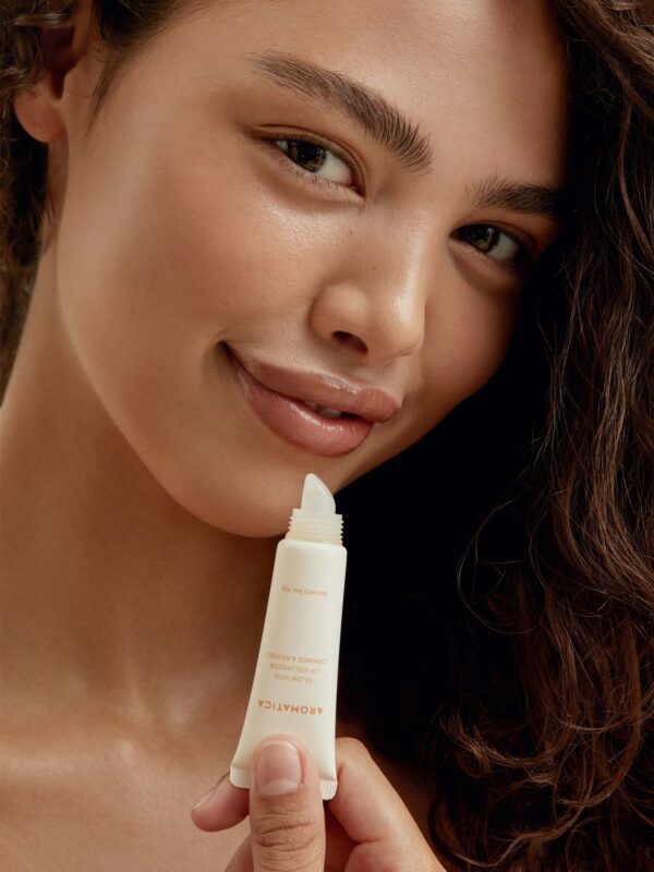AROMATICA Glow Vita Lip Volumizer Orange & Neroli 10g