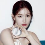 WAKEMAKE Water Velvet Cover Cushion 15g - Image 2