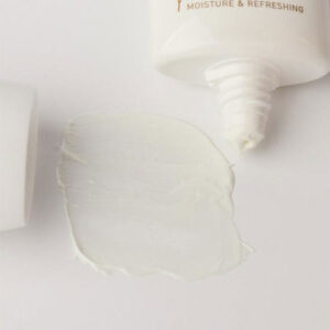 BORNTREE Berry Essence Sun Block SPF 50+ PA++++ 50ml - EmpressKorea
