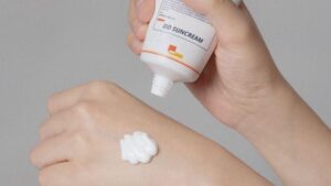 EQQUALBERRY DD Suncream SPF 50+ PA++++ 50ml - EmpressKorea