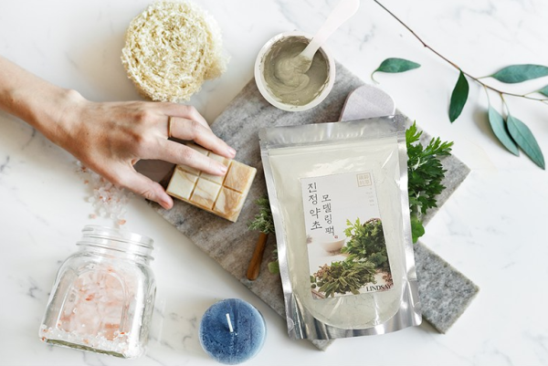 LINDSAY Calming Herbal Modeling Pack 330g - EmpressKorea