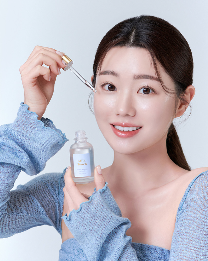 Milk Touch Glossy Moisture Ampoule 40ml - EmpressKorea