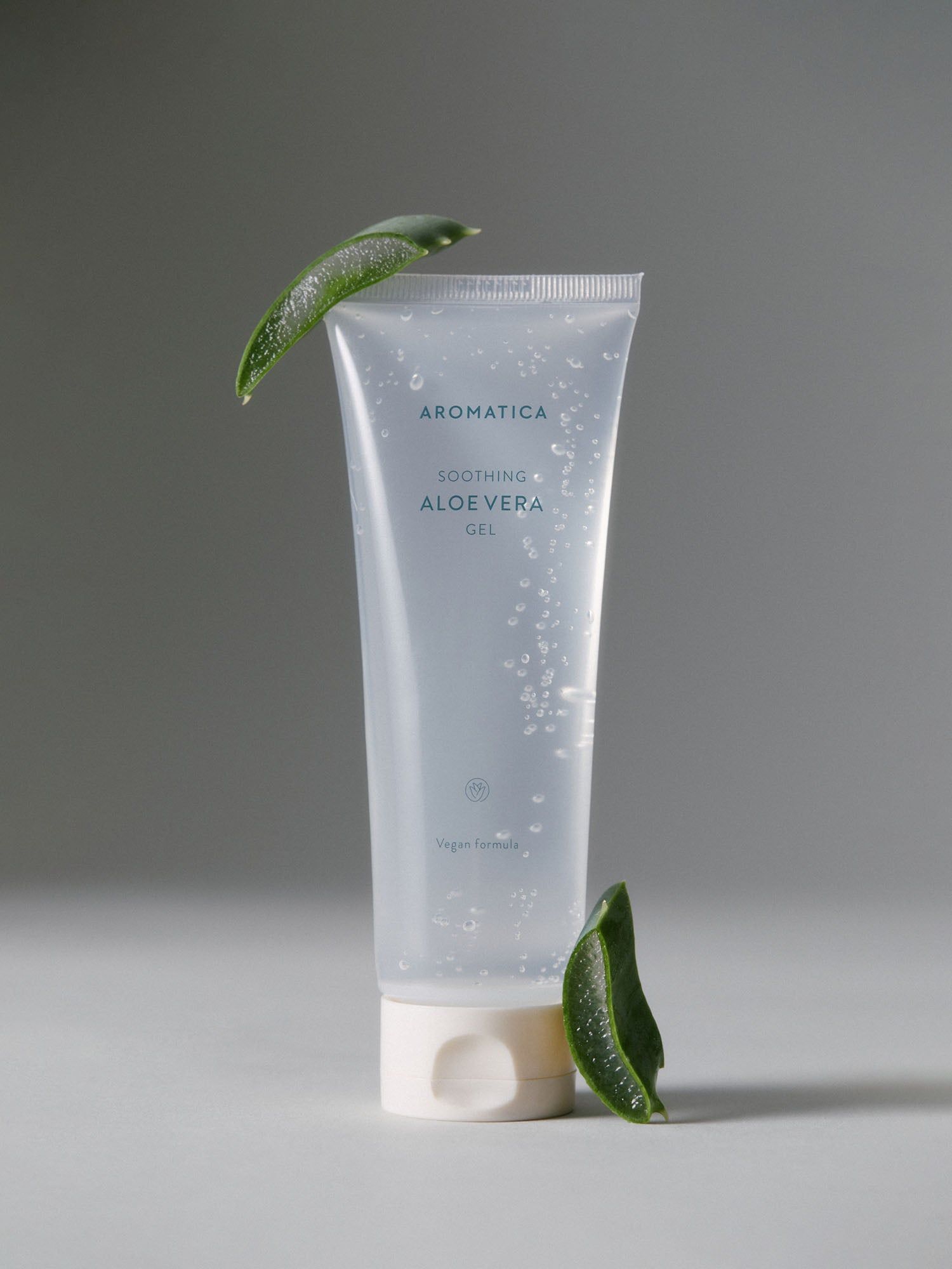 b0707-41 AROMATICA Soothing Aloe Vera Gel 180ml - Image 1