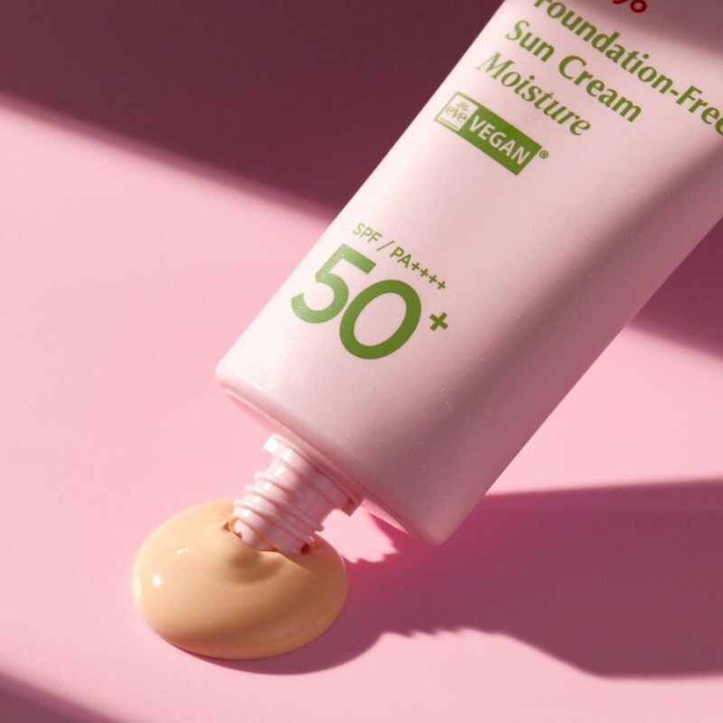 ma:nyo Factory Foundation-Free Sun Cream Moisture 50ml SPF50+ PA++++ - EmpressKorea